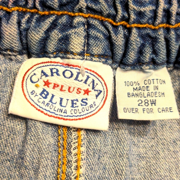 🌼 Denim Skirt PRICE DROP 🌼 - Picture 6 of 7